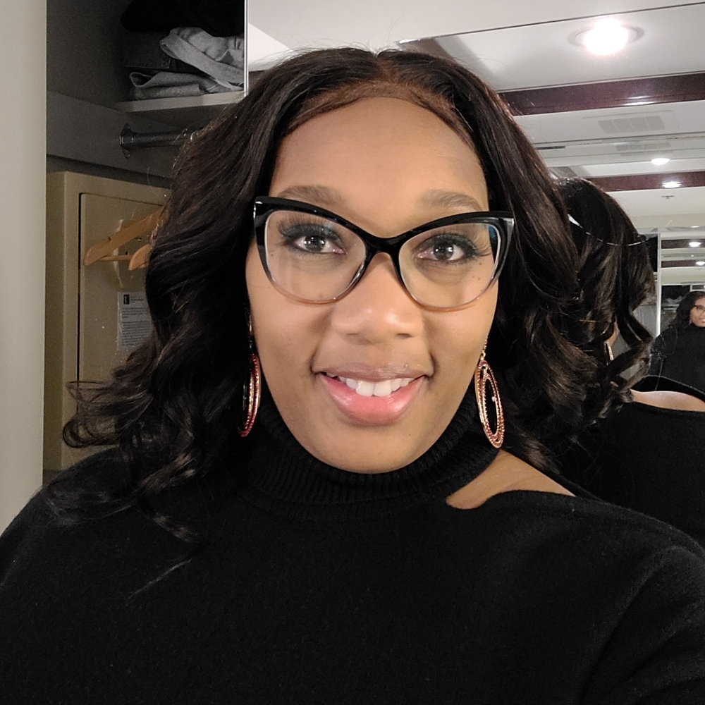 Meet your Posher, Tonya